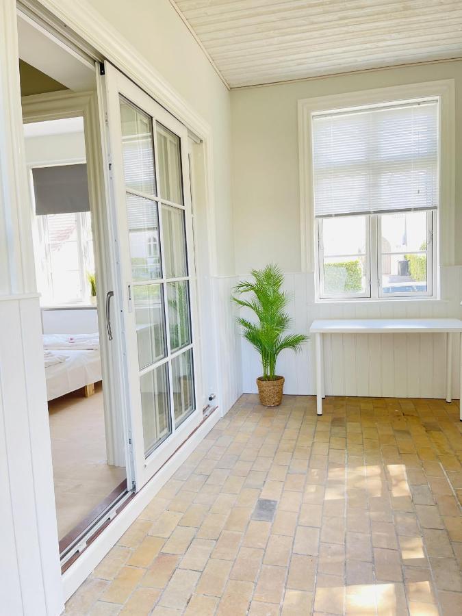 Aday - 2 Bedroom Apartment With Patio อัลบอร์ ภายนอก รูปภาพ